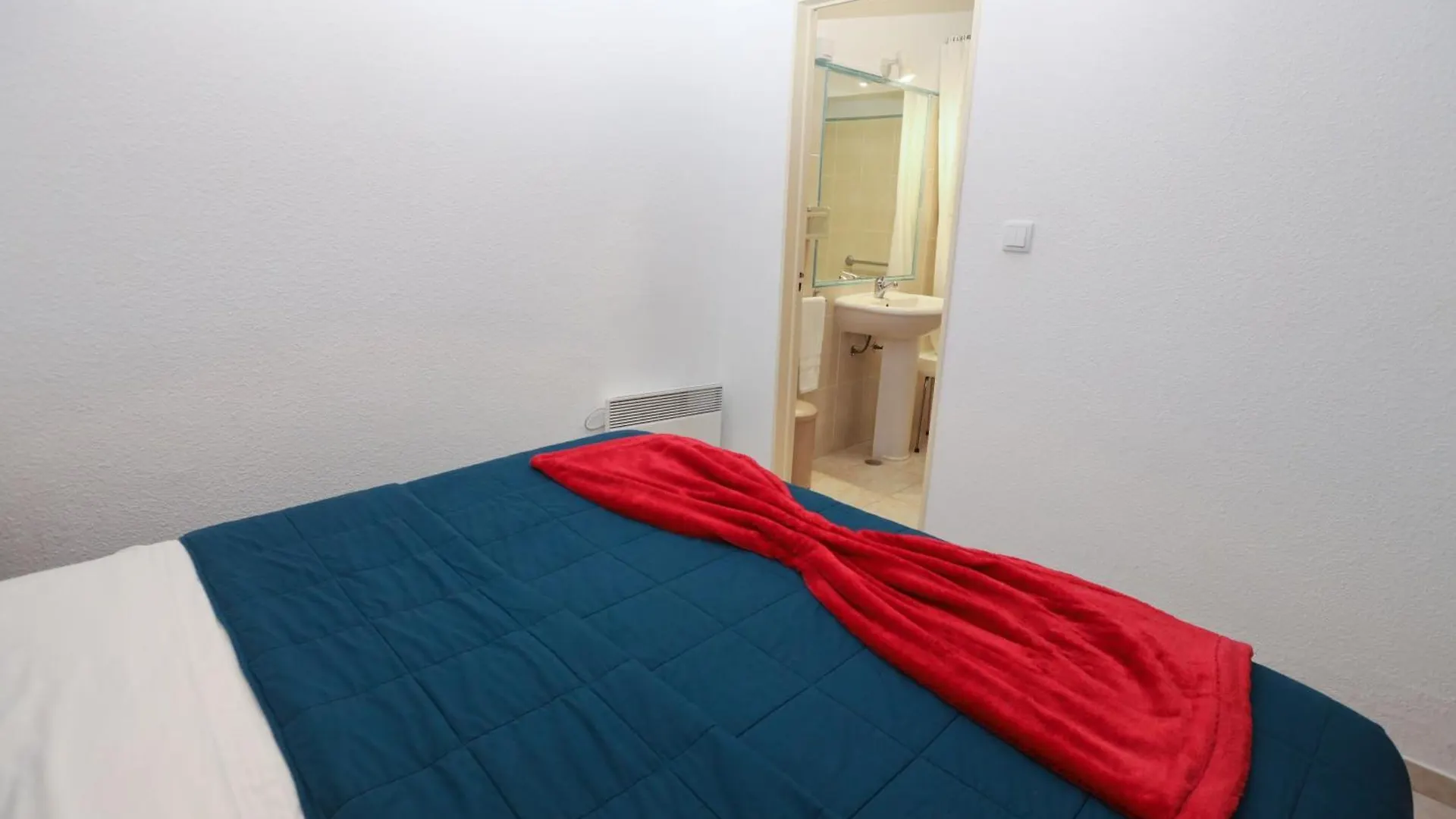 Apartment Rocha Praia Mar Beach Front Line Bay Portugal